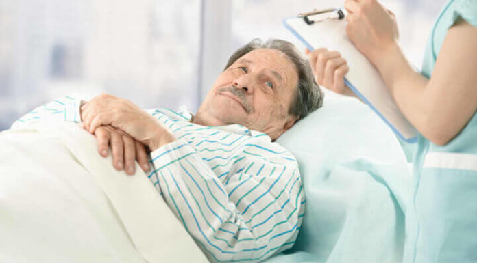 Запор у лежачего больного