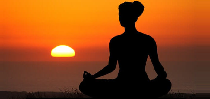 Йога при запоре